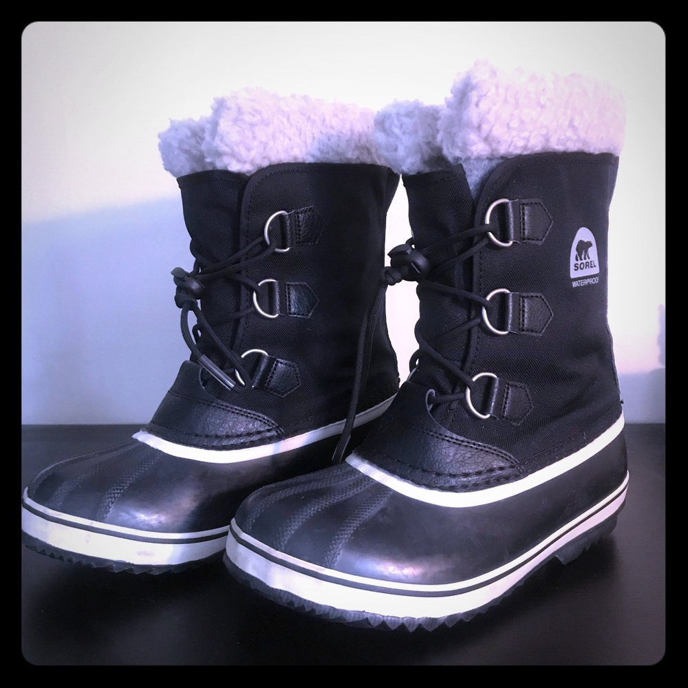 Sorel Winter Boots - Black; Size 5